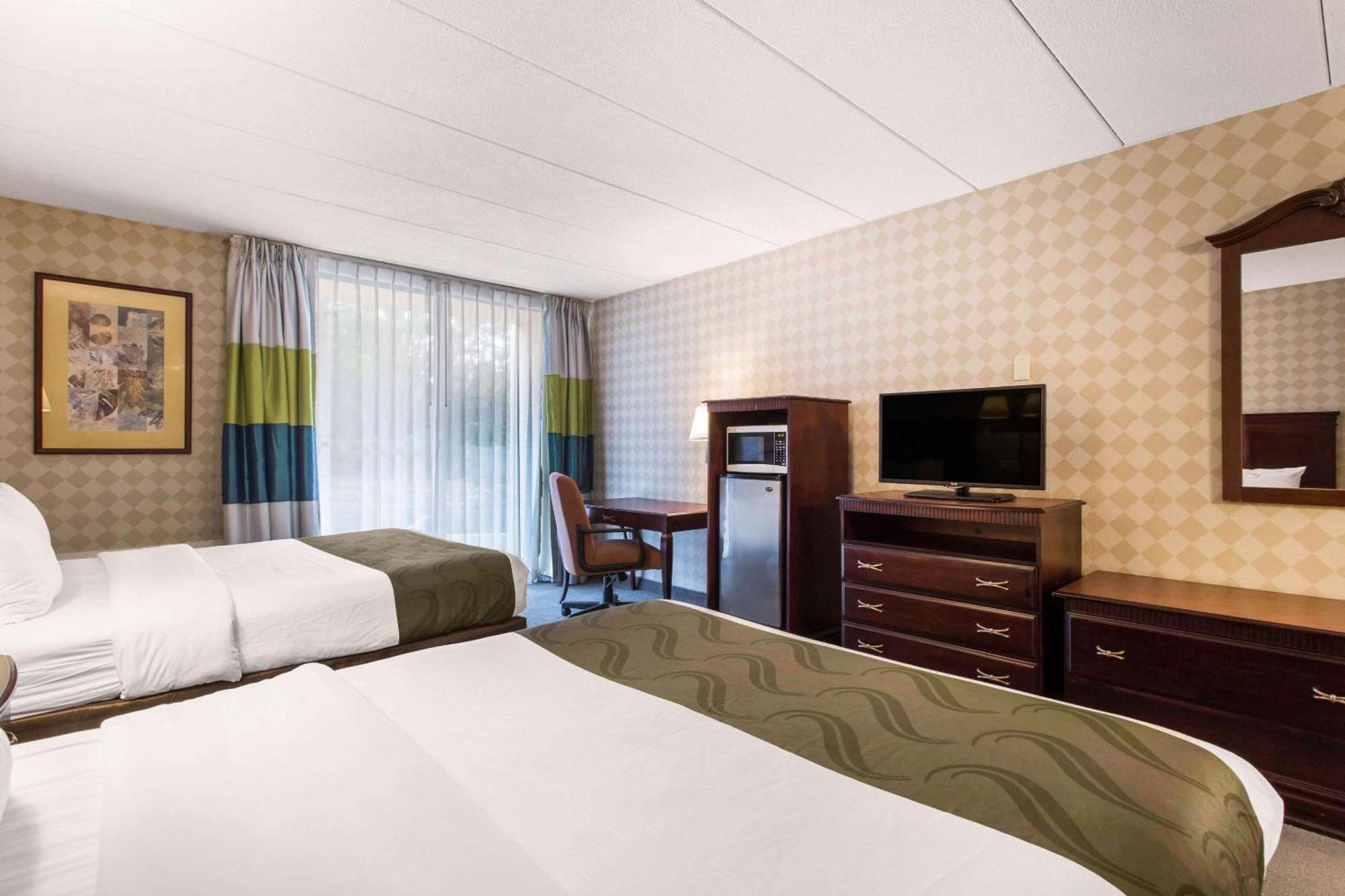 Quality Inn West Springfield Dış mekan fotoğraf